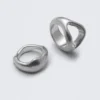 2er-Pack klobige, skulpturale Ringe – Dusty Silver 2er-Pack klobige, skulpturale Ringe – Dusty Silver