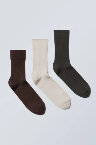 3er-Pack gerippte Crew-Socken – Dunkelrot/Hellbeige/Dunkelgrau