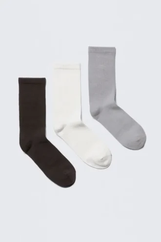3er-Pack gerippte Sport-Socken – Schwarz/Weiß/Grau