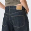 Abell Mid Rise Regular Barrel Jeans – Blue Rinse – Dunkelblau Abell Mid Rise Regular Barrel Jeans – Blue Rinse – Dunkelblau