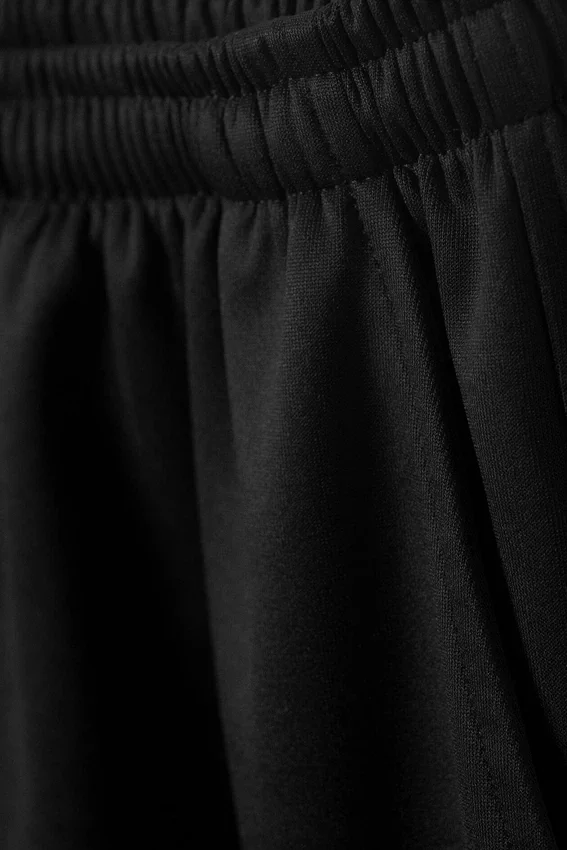 Aida Trainingshose – Schwarz Aida Trainingshose – Schwarz
