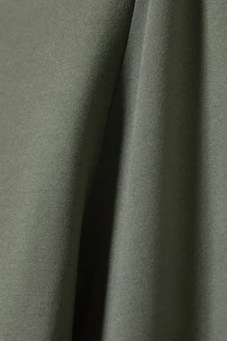 Annie Langarmshirt mit U-Boot-Ausschnitt – Staubiges Khaki-Grün