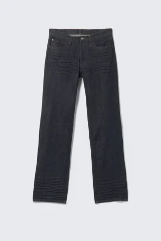 Anti Unisex-Jeans mit niedriger Taille, geradem Schnitt und normaler Passform – Extra Blue Rinse | Cheap Monday GB Anti Unisex-Jeans mit niedriger Taille, geradem Schnitt und normaler Passform – Extra Blue Rinse | Cheap Monday GB