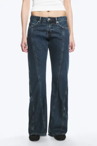 Arrow Low-Rise-Jeans mit geradem Twist-Schnitt – Citizen Blue – Dunkelblau