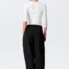 Asymmetrische Anzughose mit weitem Bein – Schwarz Asymmetrische Anzughose mit weitem Bein – Schwarz