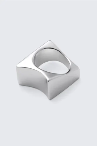 Asymmetrischer Ring aus Edelstahl – Silber