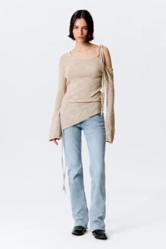Asymmetrischer Strickpullover mit Bindeband an der Schulter – Hellbraun