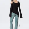 Asymmetrischer Strickpullover mit gebundenen Schultern – Schwarz Asymmetrischer Strickpullover mit gebundenen Schultern – Schwarz