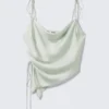 Asymmetrisches Oberteil mit Satin-Trägern – Mintgrün Asymmetrisches Oberteil mit Satin-Trägern – Mintgrün
