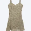 Asymmetrisches Slip-Kleid – Staubiges Khaki-Grün – Blume Asymmetrisches Slip-Kleid – Staubiges Khaki-Grün – Blume
