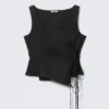 Asymmetrisches Wickel-Top mit Trägern – Schwarz Asymmetrisches Wickel-Top mit Trägern – Schwarz