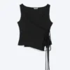 Asymmetrisches Wickel-Top mit Trägern – Schwarz Asymmetrisches Wickel-Top mit Trägern – Schwarz