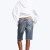 Atom Low-Rise-Jeansshorts in regulärer Länge – Redondo Blue – Mittelblau Atom Low-Rise-Jeansshorts in regulärer Länge – Redondo Blue – Mittelblau
