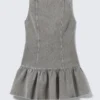 Ausgestelltes Minikleid aus Twill mit U-Boot-Ausschnitt – gewaschenes Grau Ausgestelltes Minikleid aus Twill mit U-Boot-Ausschnitt – gewaschenes Grau