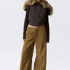 Baggy-Hose mit niedriger Leibhöhe aus Ripstop – Dunkelkhaki Baggy-Hose mit niedriger Leibhöhe aus Ripstop – Dunkelkhaki