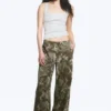 Baggy-Hose mit niedriger Leibhöhe aus Ripstop – Khaki-Grün – Camouflage Baggy-Hose mit niedriger Leibhöhe aus Ripstop – Khaki-Grün – Camouflage