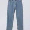 Barrel Relaxed Tapered Jeans – 90S Blue – Medium Blue Barrel Relaxed Tapered Jeans – 90S Blue – Medium Blue