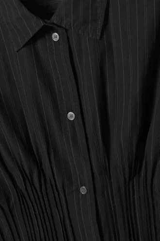 Baumwoll-Popeline-Hemd mit geraffter Taille – gestreift, schwarz