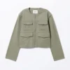 Baumwolljacke mit abnehmbaren Ärmeln – Hellstaubiges Khaki-Grün