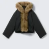 Übergroße Daunenjacke mit Kunstfell – Schwarz Übergroße Daunenjacke mit Kunstfell – Schwarz
