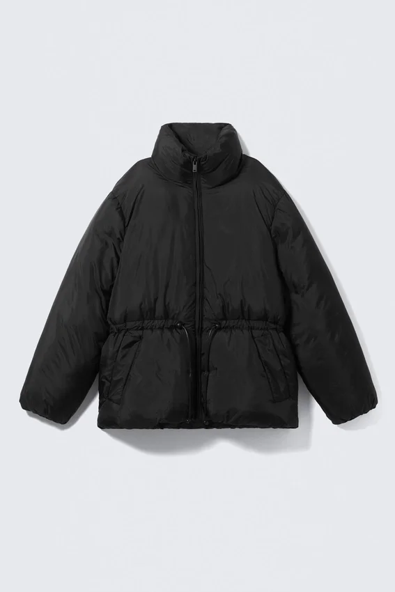 Übergroße Daunenjacke – Schwarz Übergroße Daunenjacke – Schwarz