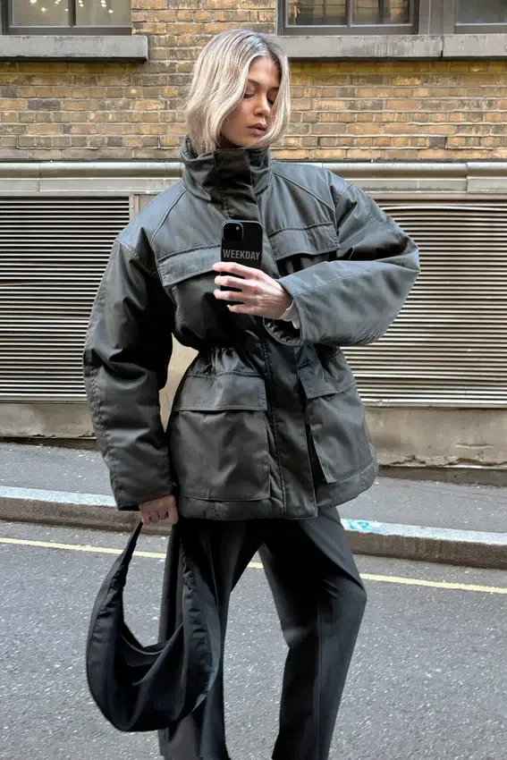 Übergroße, wattierte Utility-Jacke – Dunkelgrau Übergroße, wattierte Utility-Jacke – Dunkelgrau