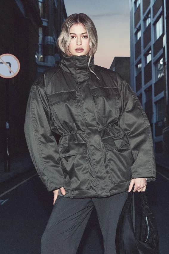 Übergroße, wattierte Utility-Jacke – Dunkelgrau Übergroße, wattierte Utility-Jacke – Dunkelgrau