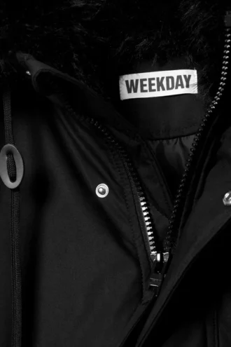 Übergroßer, wattierter Parka – Schwarz