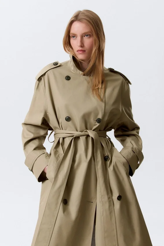 Übergroßer zweireihiger Trenchcoat aus Canvas – Beige Übergroßer zweireihiger Trenchcoat aus Canvas – Beige