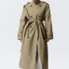 Übergroßer zweireihiger Trenchcoat aus Canvas – Beige Übergroßer zweireihiger Trenchcoat aus Canvas – Beige