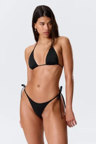 Bikini-Hose mit mittlerer Leibhöhe und Bindebändern – Schwarz