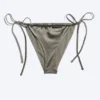 Bikini-Höschen im brasilianischen Stil mit Bindebändern – Staubgrau Bikini-Höschen im brasilianischen Stil mit Bindebändern – Staubgrau