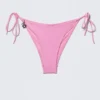 Bikini-Höschen mit Trägern und Anhänger – Hellrosa Bikini-Höschen mit Trägern und Anhänger – Hellrosa