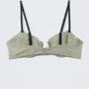 Bikini-Oberteil mit Bügeln und Polsterung – Hellkhaki Bikini-Oberteil mit Bügeln und Polsterung – Hellkhaki