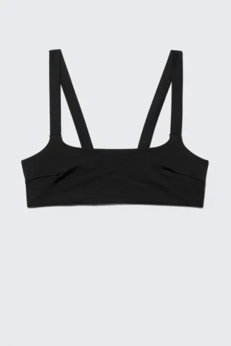 Bikini-Oberteil mit quadratischem Ausschnitt – Schwarz Bikini-Oberteil mit quadratischem Ausschnitt – Schwarz