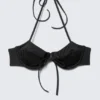 Bikini-Oberteil mit Trägern und Bügeln – Schwarz Bikini-Oberteil mit Trägern und Bügeln – Schwarz