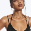 Bikini-Oberteil mit Trägern und Bindeband – Schwarz Bikini-Oberteil mit Trägern und Bindeband – Schwarz