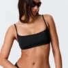 Bikini-Oberteil mit U-Ausschnitt – Schwarz Bikini-Oberteil mit U-Ausschnitt – Schwarz
