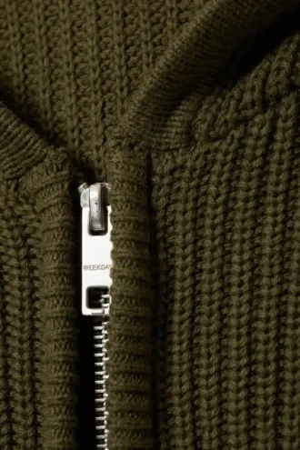 Boxy-Kapuzenpullover aus Strick – Dunkelkhaki