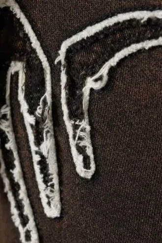 Boxy-Kapuzenpullover mit Reißverschluss und Stickerei – gewaschenes Dunkelbraun – Dream