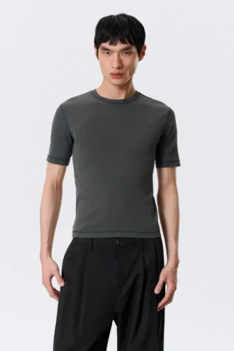 Boxy Slim Fit Rippstrick-T-Shirt – Washed Dark Mole