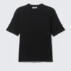 Boxy Slim Fit T-Shirt mit Rippstrick – Schwarz Boxy Slim Fit T-Shirt mit Rippstrick – Schwarz
