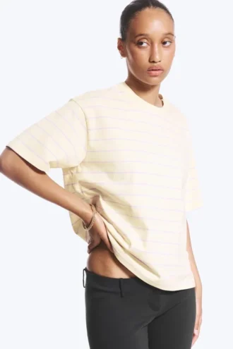 Boxy-T-Shirt aus Baumwolle – Hellbeige – Lila Streifen