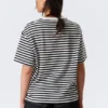 Boxy-T-Shirt aus Baumwolle – schwarz-weiße Streifen