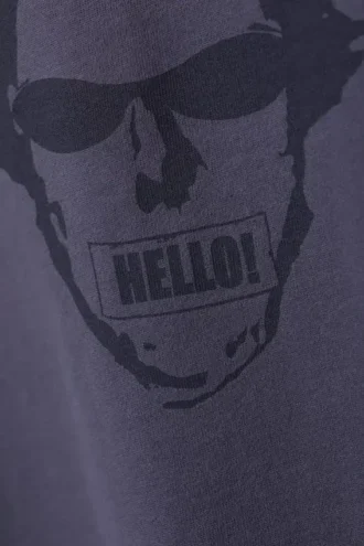 Boxy T-Shirt mit Print – Dunkelviolett – Hello Man