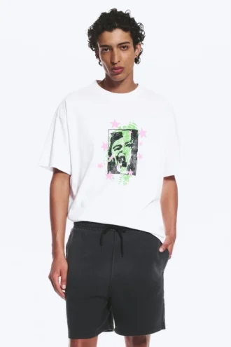 Boxy T-Shirt mit Print – Weiß – Face Off