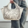 Canvas-Tasche mit Nieten – Dusty Light Mole Canvas-Tasche mit Nieten – Dusty Light Mole