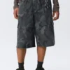 Cargo-Shorts mit mittlerer Leibhöhe und lockerer Passform – Navy Camo Cargo-Shorts mit mittlerer Leibhöhe und lockerer Passform – Navy Camo