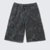 Cargo-Shorts mit mittlerer Leibhöhe und lockerer Passform – Navy Camo Cargo-Shorts mit mittlerer Leibhöhe und lockerer Passform – Navy Camo
