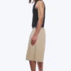 Chino-Shorts mit lockerer Passform und mittlerer Leibhöhe – Beige Chino-Shorts mit lockerer Passform und mittlerer Leibhöhe – Beige